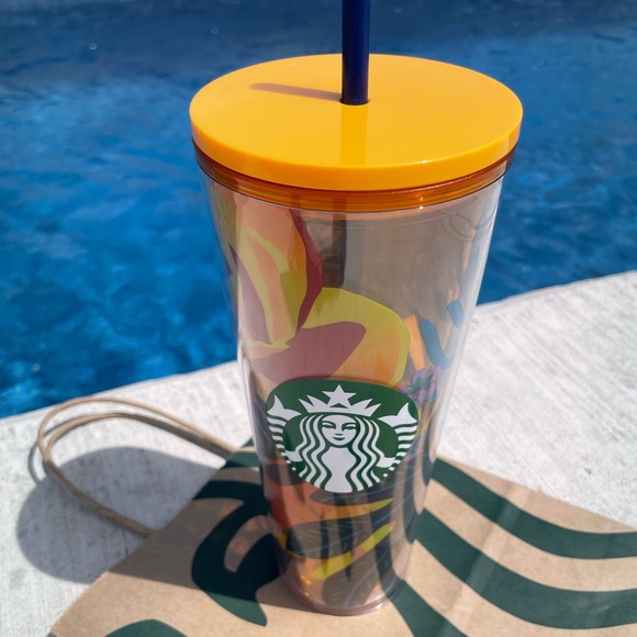 ✨✨NEW Starbucks Hawaiian Tumbler✨✨